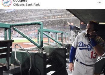 집에 가고 싶다. 자고 싶다.