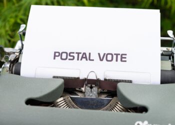  우편투표 발송 시작