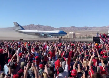 🔺 D-5🔺 예측 불가 안개 속 대선, 초박빙 접전.. 두 후보 오늘 플로리다서 격돌