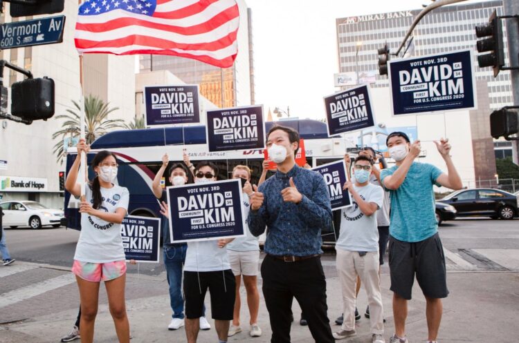 “월1,000달러 소득보장” 돌풍 앤드류 양, 데이빗 김 지지 선언 