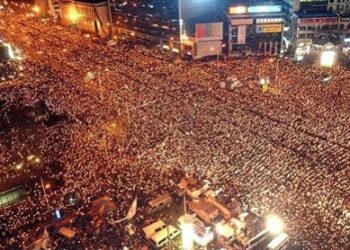 [김은희 칼럼(5)]🔺 ‘거짓 부추기는 문화’:촛불은 정직한가?