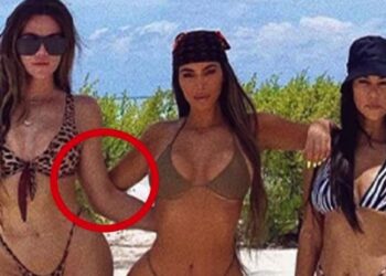 섬 통째 빌려 파티 카다시안 “왜 팔이 없지?”