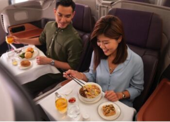 기내식만 최고 496달러..A380서 식사만 하고 내려야