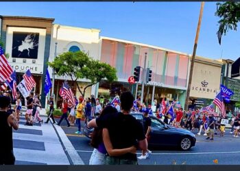 베벌리힐스∙다운타운서 트럼프 찬반 시위 