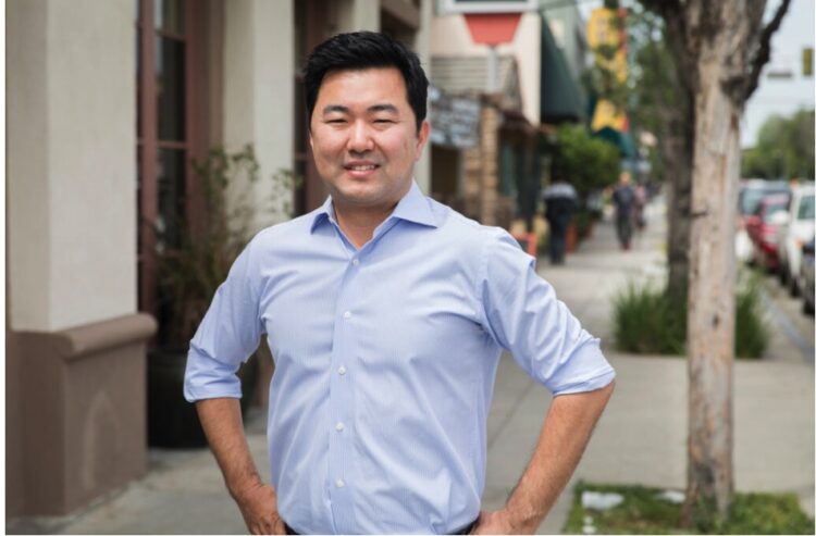 🔺D-0🔻 “데이빗 류, 재선 불확실”…4지구 한인 사전투표 가장 저조, 10%포인트 낮아