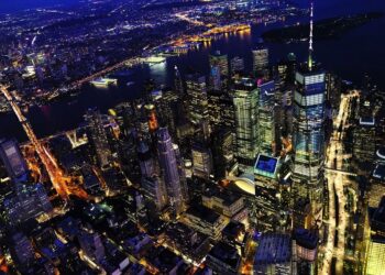 뉴욕 방문자, 7일간 자가격리 ⋅ 음성입증 의무화..1일부터 