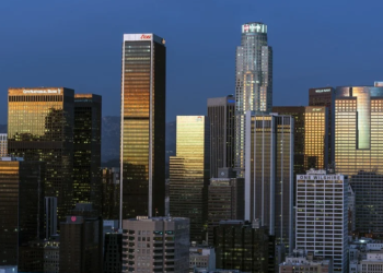 “다운타운서 더는 못 살아” 고급콘도⋅아파트 한인들 탈출 고민