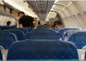 코로나 강제휴직 항공사 여성 승무원, 자살