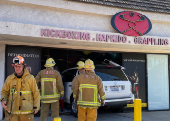 합기도장으로 SUV 차량 돌진..웨스트힐스