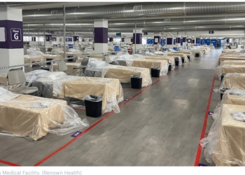 미 전역서 병상부족 현실화, 6만8,500명 입원…주차빌딩 통째 개조도