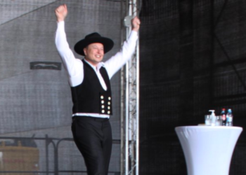 일론 머스크, 빌 게이츠 보다 더 부자됐다.