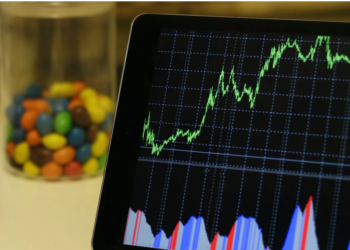 코스피 지수 2,617 돌파, 사상 최고기록..한국 주식 왜 오르나