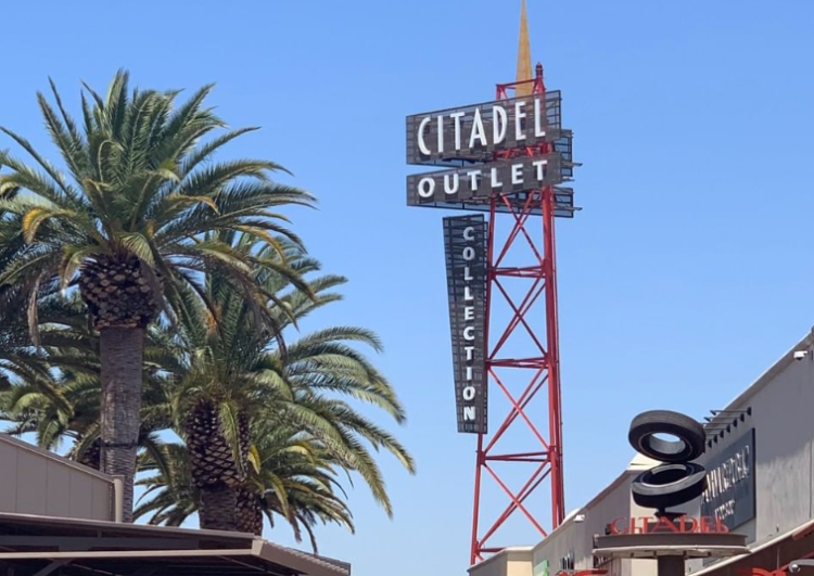 시타델 아웃렛 오전 6시부터 줄섰다..블랙프라이데이