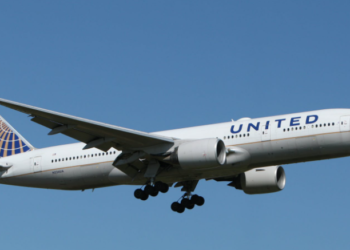 화이자 백신 실은 미국행 UA항공기 벨기에 출발