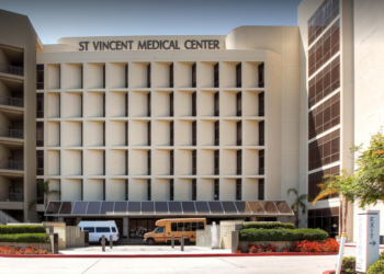 병상 부족하다더니… 드라마 세트장된 세인트빈센트병원