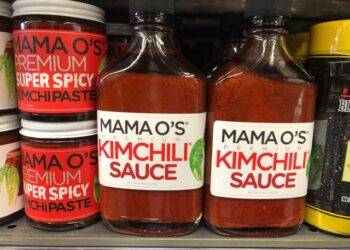 진열대에 김치 양념까지..음식한류 급속 확산