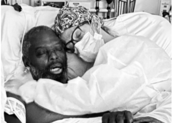 사흘새 엄마, 남편 모두 숨진 ICU 간호사의 절규 “제발..”