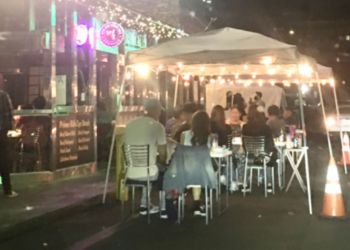 LA법원, “야외영업금지, 16일까지로 제한”..식당측 사실상 승소