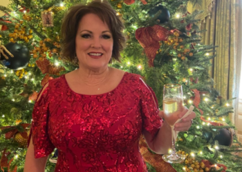 “의사당 폭력사태, 극좌 안티파 조작극” 주장 파문