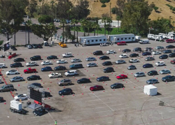 다저스 구장 테스트 중단..백신접종센터 전환