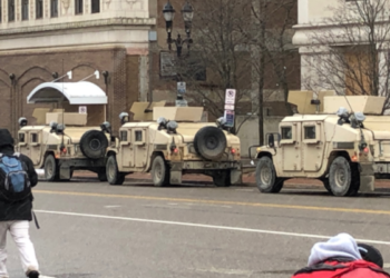취임식 주 방위군 ‘내부 테러’ 우려, 2만5천명 전수 조사 중