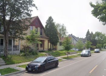 2살 딸 구타 숨지게 한 아시안 여성 이모씨 살인혐의  