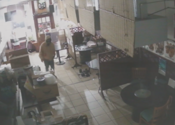 한인식당에 ‘싹쓸이’절도범 ..1만달러 금품에 이민서류까지 훔쳐가