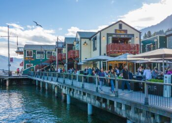 “야외영업해도 TV는 안돼” 보건국, 식당 새 지침 발표