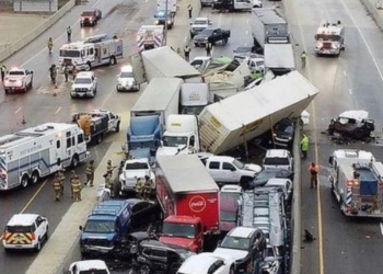 최악의 사고, 프리웨이 100중 연쇄 추돌..최소 5명 사망