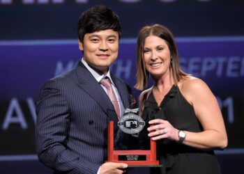 추신수, 결국 KBO 한국행…신생 인천팀과 27억 계약
