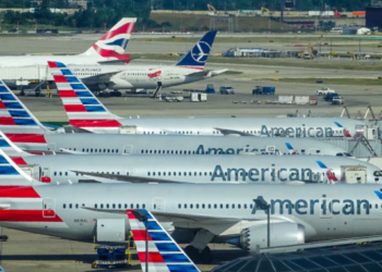 소수계 승객에 ‘인종 수수료’ 부과 미 항공사