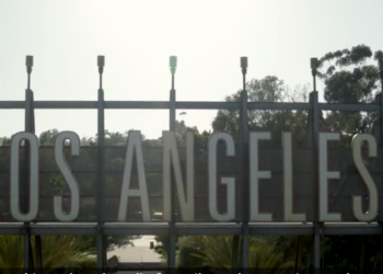 LA 동물원 두 달 만에 문 열어..입장료 인하