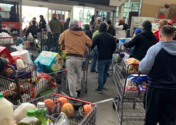 정전 속에 주민들 울린 텍사스 한 마켓의 온정