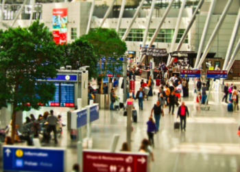 한국 24일부터 음성확인서 제출 의무..72시간내 검사결과