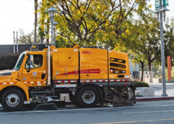 재정난 LA, 거리 청소 2주에 한 번만 한다.