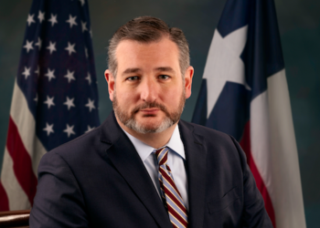 칸쿤 다녀와선 딸 핑계 “비겁한 변명입니다”..사퇴 여론