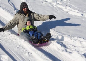 “눈 썰매 구합니다”..월마트, Big5 등 겨울용품 재고 바닥