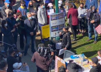 “아시안 가까이 있으면 걱정돼”….야간 불침번까지 등장