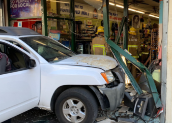 할리웃서 음주 차량 돌진, FOX뉴스 기자 등 5명 중상