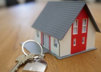 매물 놓고 바이어 경쟁 치열…모기지 5주 연속 상승