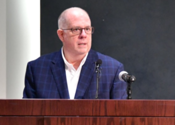 “인종증오 못참아” 래리 호건 등 주지사 26명 공동성명