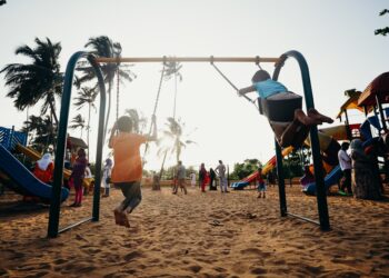 LA 학부모 70% “아직 아이 학교 못보내”