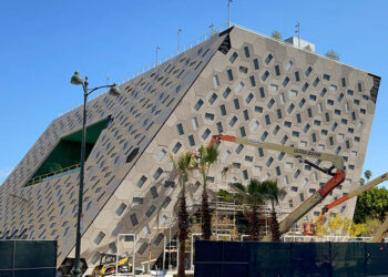 한인타운 신축 이 건물, 뭐하는 곳이길래