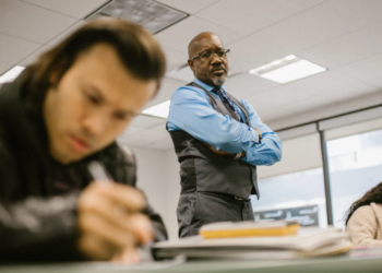 쏟아진 기발한 컨닝수법들..대학생들 학습의욕 잃어
