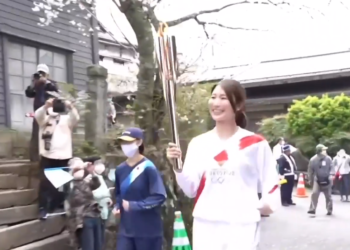 오사카 등 지자체 도쿄 올림픽 성화 봉송 중단 요구