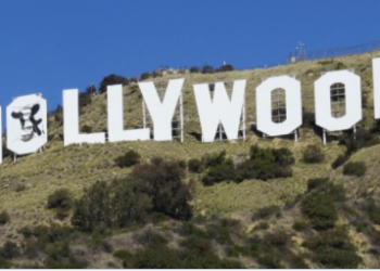 할리웃 사인 수난, 이번엔 소 그림