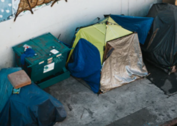 법원, “다운타운 노숙자 전원 180일내 셸터 제공하라” 명령