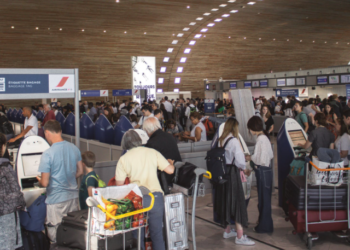 백신접종 완료자 한국 입국시 14일 자가격리 면제..5월부터