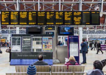 자가격리 면제, 한국서 접종완료한 입국자로 제한…국적불문 