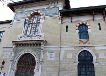 프랑스 특권의 상징 ‘국립행정학교'(ENA) 폐지한다.